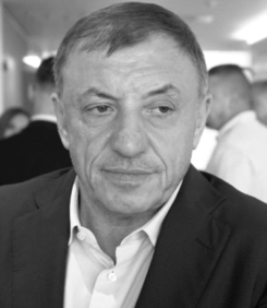 Защо Борисов смята, че Алексей Петров се върти в гроба