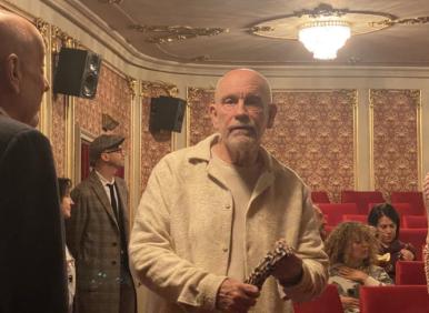 Не, скандалът не продава. Малкович е щета за Народния - депутат го доказа!