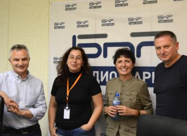 Ще кажа на Гошо Букъра и Теодора Димова: Демони, вашият път...