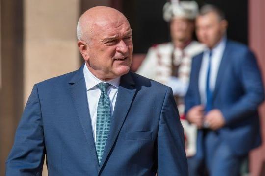 Службашите - министри плачат за Народен съд
