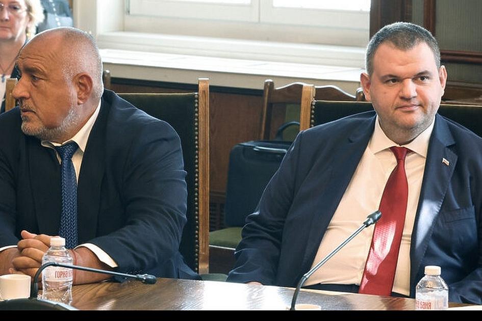 СЦЕНАРИЯТ. Пеевски - премиер, Борисов - президент, съгласувано с Брюксел и Лондон. Цената: война и евро