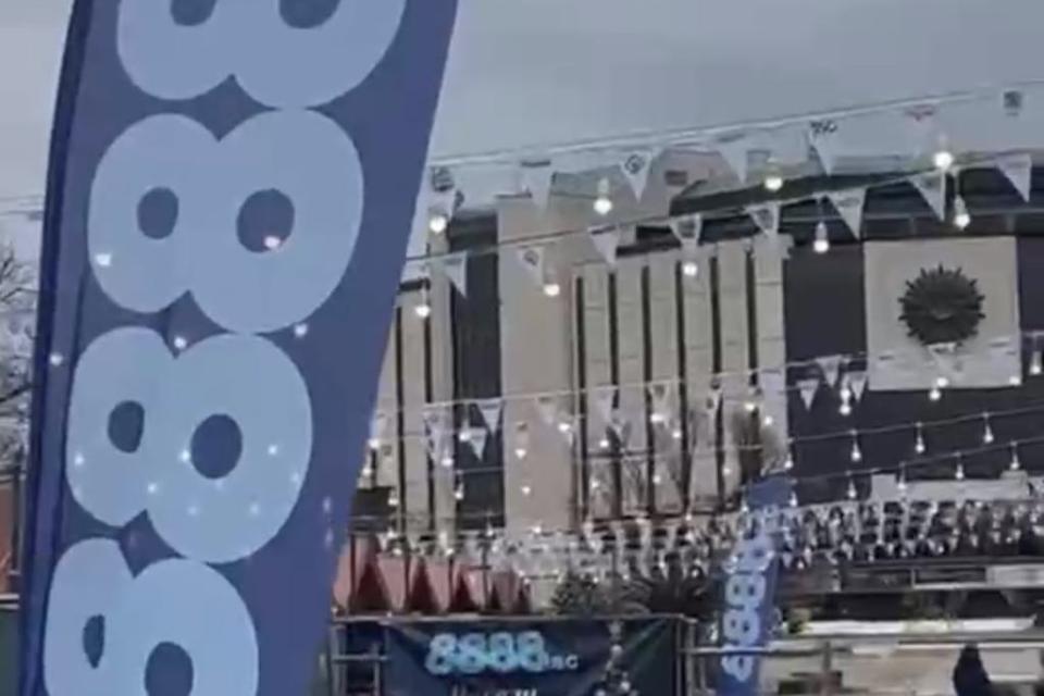 Бетинг Коледа (ВИДЕО)