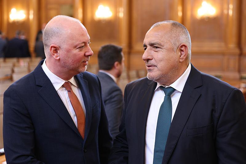 Борисов отсвири Росен Желязков, избори - юни