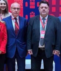 Фашист до фашиста, фритюрник до фритюрника