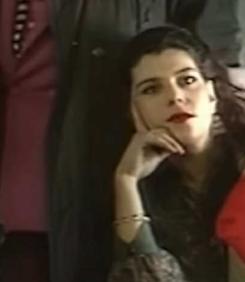 ГОРЕЩО ВЪВ "ФАКЛА": Ето я жената на Росен Желязков, премиершата-хотелиерша от "Хаяши" (ВИДЕО)