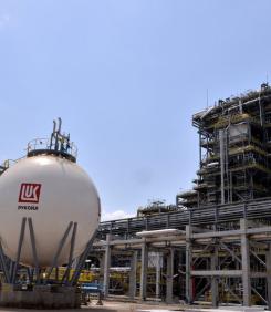 ПОТРЕСАВАЩО ВИДЕО: Как за 30 секунди откраднаха "Лукойл"