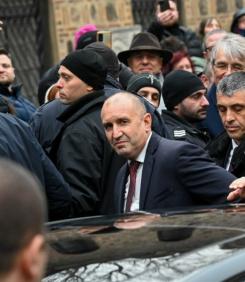 Г-н Радев все по-уклончив?! И за някои други страхове