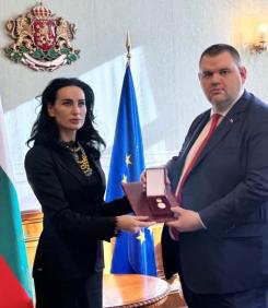 "Когато па" ли?!