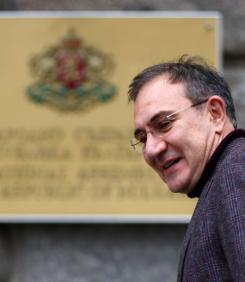 Чудовищна гадост от лъжесоциалиста Гуцанов!