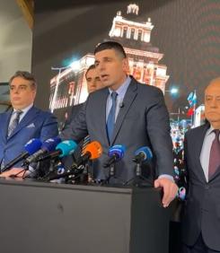 Как шарлатаните от ППДБ яхнаха протеста. Безсмислените кинти за инфлуенЦъри и жензита