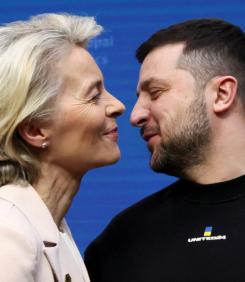 Ето за какви извращения се борят приятелите на Бойко Борисов