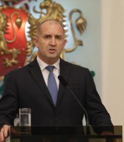 ДЪРЖАВА ЗА "ГИНЕС": Радев скочи - какво следва (ВИДЕО)