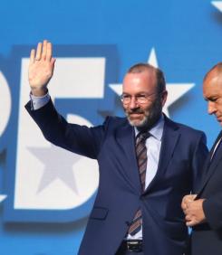 СТАВА ВСЕ ПО-СМЕШНО: Манфред Вебер и ЕНП срещу САЩ и Русия едновременно?!