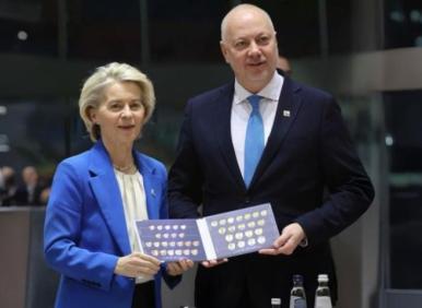 РАЗМАЗВАЩО от Европа за Желязков: Досадник, Бай Ганьо!