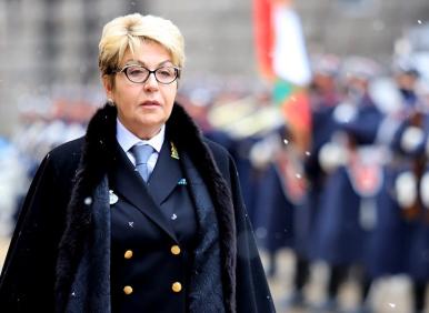 А ако Митрофанова...