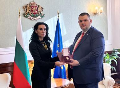 "Когато па" ли?!