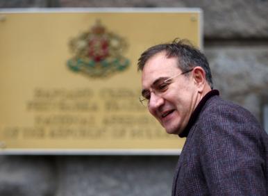 Чудовищна гадост от лъжесоциалиста Гуцанов!