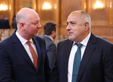 Режимът на Борисов гръмва с Ермак. Как Росен Желязков си построи "Хаяши"