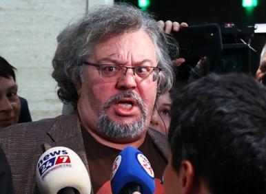 "Смотльоооо!". Вижте издателя на Гошо Букъра (СНИМКИ)