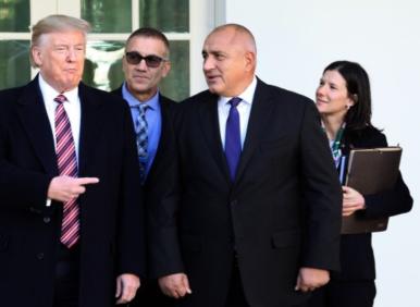 КАКВО СЕ СЛУЧВА. Защо САЩ се изтегля от България. Кой е "вършачът" на английското посолство в София