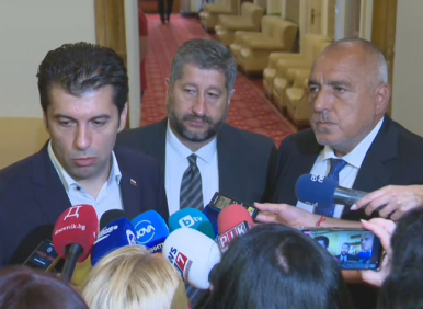 Жълтата секта сваля кабинета?! Хоооп - Баце и Шиши веднага възкресиха сглобката!