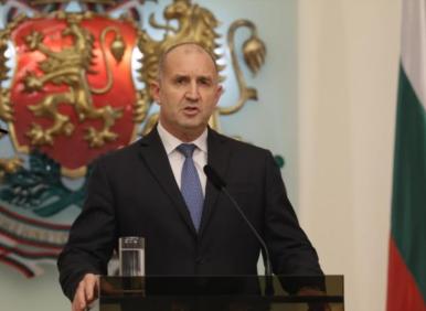 ДЪРЖАВА ЗА "ГИНЕС": Радев скочи - какво следва (ВИДЕО)