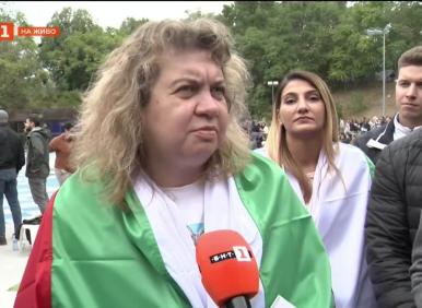 Волейбол, ама идат фалити и война. Айде оберете патоса - властта ви успива!