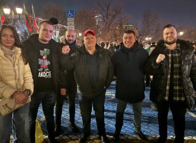 ИЗВЪНРЕДНО: КЛЮЧОВИ стъпки да спасим лева