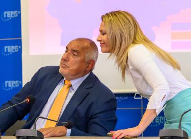 Колтуклиева: Рая Назарян се изложи. И няма да си вземе поука