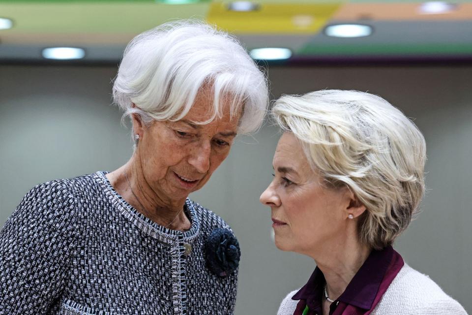 ОТИВАТ СИ: Лагард посече Урсула, Мерц в отстъпление