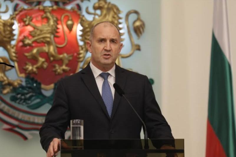 ДЪРЖАВА ЗА "ГИНЕС": Радев скочи - какво следва (ВИДЕО)