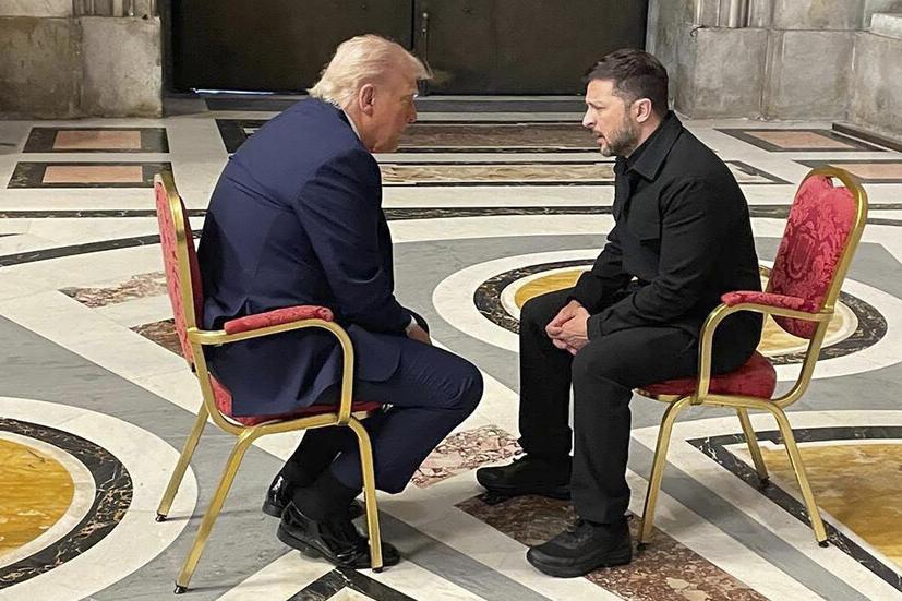 КРИТИЧНИ ДНИ: Зеленски капитулира, Тръмп помита ЕС, пада Желязков...Какво следва