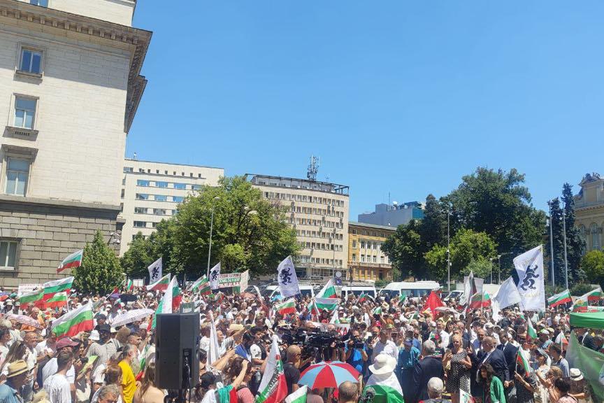 Какво се случи днес. За уплашения Борисов, боса Пеевски, мишока Кошлуков, "Възраждане" и...(ВИДЕО)