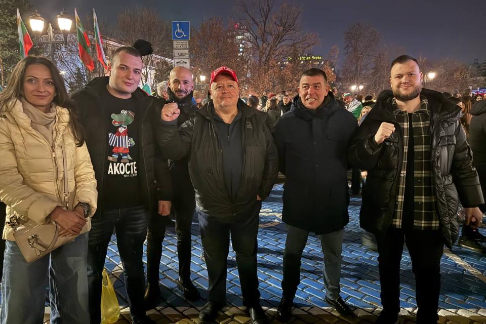 ИЗВЪНРЕДНО: КЛЮЧОВИ стъпки да спасим лева