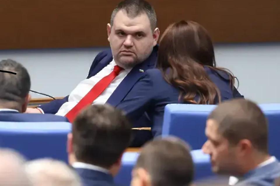 Това в Пазарджик беше показно! Чака ни розово-свинско бъдеще в розовата еврозона