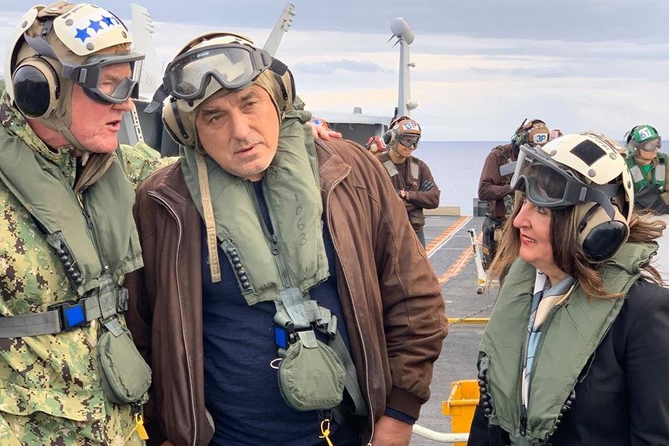 ГОРЕЩО: Белия дом затваря телефона на Борисов