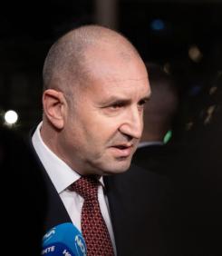 Сектата на Радев