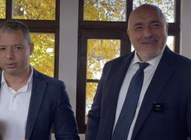 Само във "Факла": ИСТИНАТА ЗА ВОДЕВИЛА "ДЕЛЯН ДОБРЕВ"