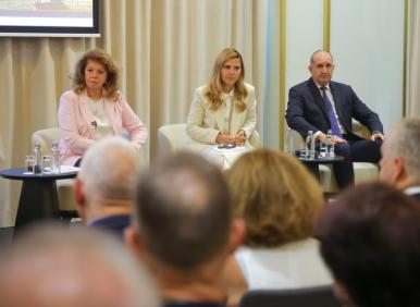 ОСОБЕНО МНЕНИЕ ВЪВ ФАКЛА: Гаф след гаф - свиреният мач на Йотова е под въпрос