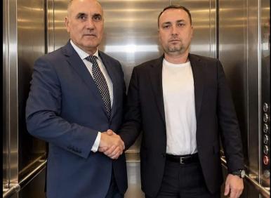 Цвъ Цвъ е идеалният "вършач" за мутроченгета като Радев и Борисов