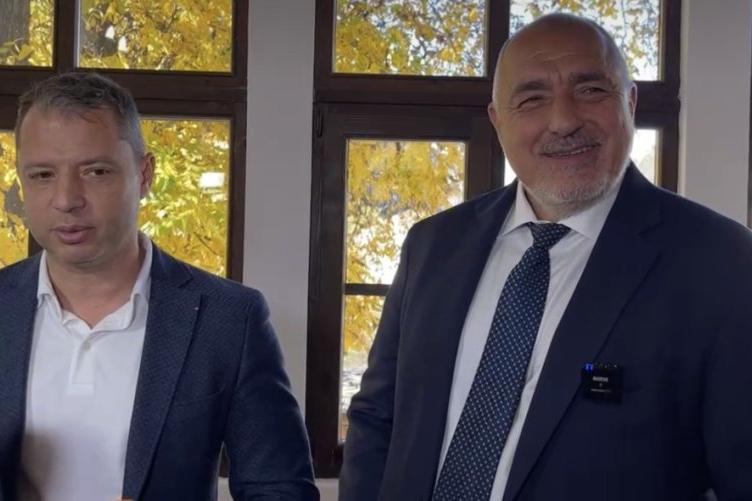 Само във "Факла": ИСТИНАТА ЗА ВОДЕВИЛА "ДЕЛЯН ДОБРЕВ"