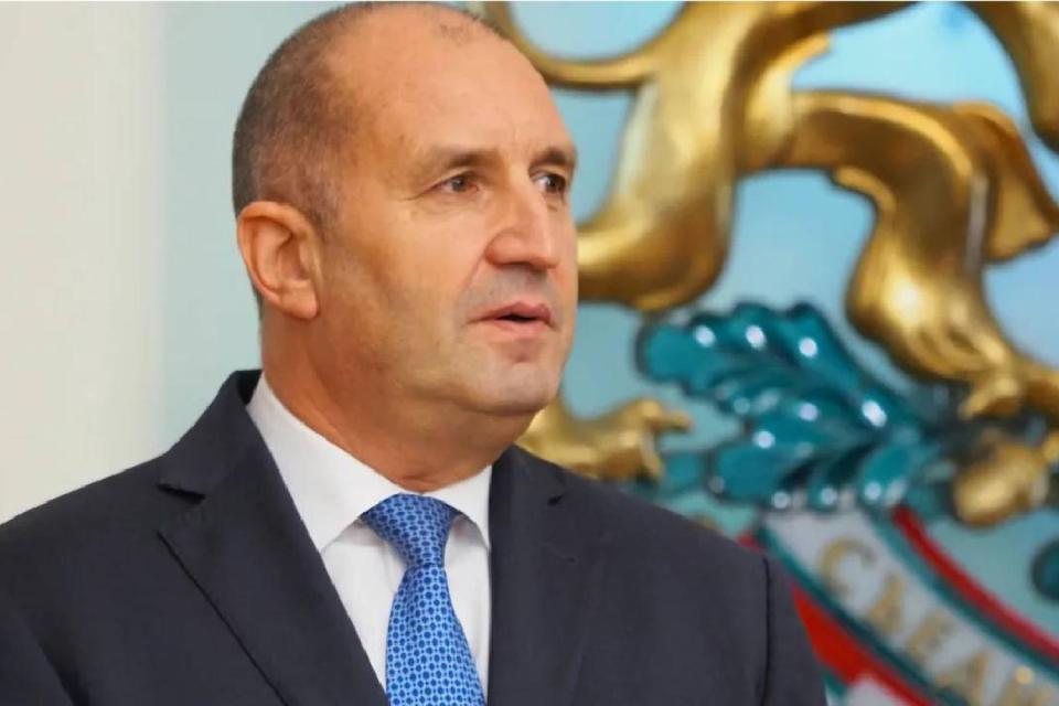 Защо Радев е "българският модел"