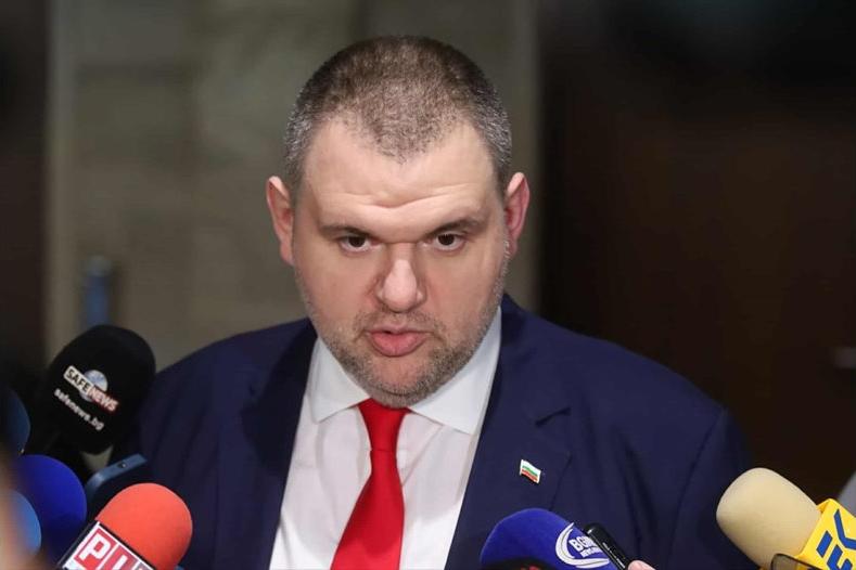 Вижте как излита г-н Пеевски (УНИКАЛНО ВИДЕО)