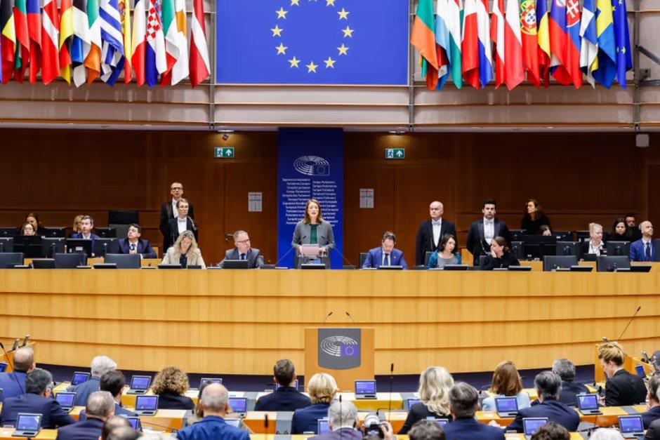 Трибунал на троцкисти срещу Орбан, Фицо и Бардела в ЕС