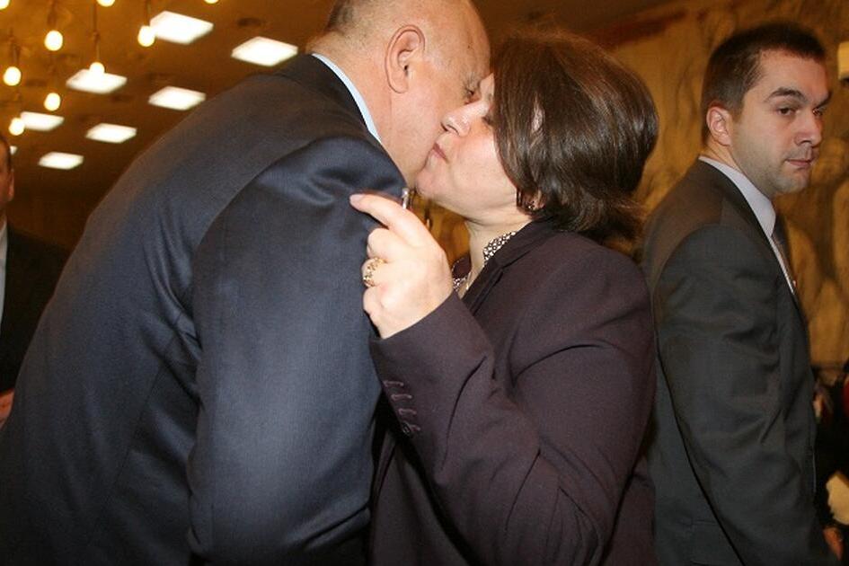 Татяна Дончева, Борисов, Атанасов, Дайнов, Гарнизов...безвремие, мухъл...