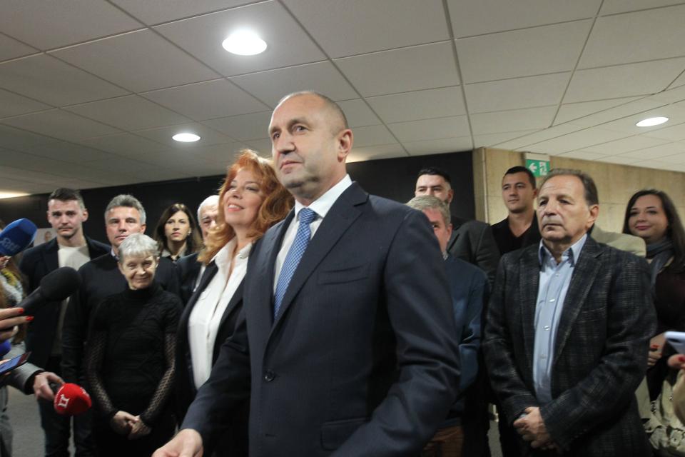 Горещо: Дни на проверка за г-н Радев