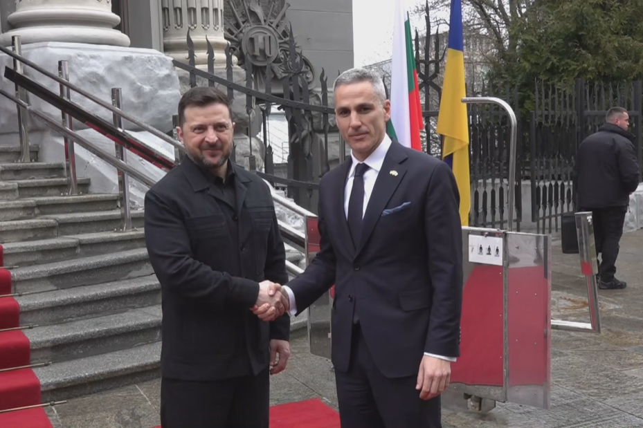 ГОРЕЩО: Разследват Гюров за държавна измяна по сигнал на "БГизход"