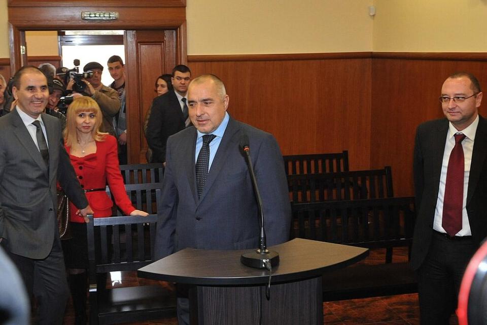 РАЗКРИТИЕ ВЪВ ФАКЛА: Убиха лева, за да потулят Мишо Бирата и...