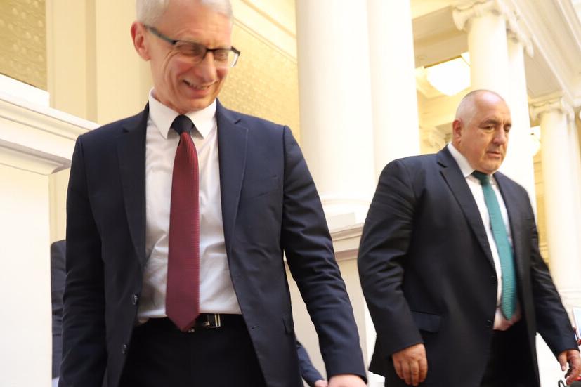 НАЙ-ГОРЕЩИЯТ СЛУХ: ГЕРБ и ППДБ обмислят сливане